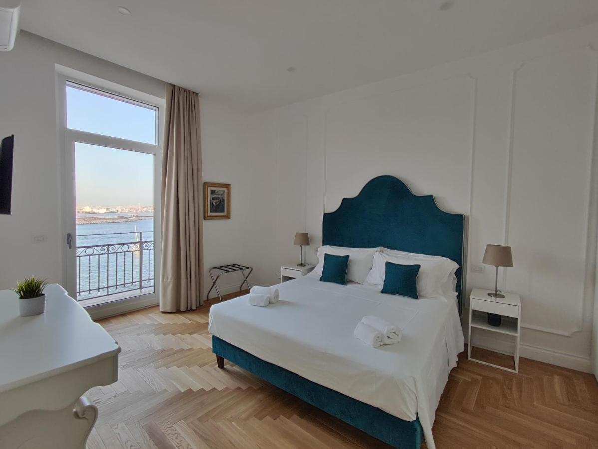 Santa Lucia Luxury Apartment Nápoles Exterior foto