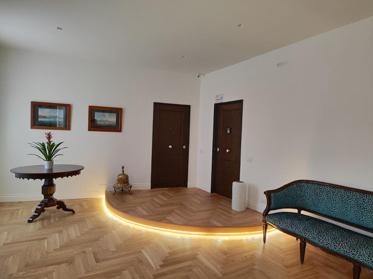 Santa Lucia Luxury Apartment Nápoles Exterior foto